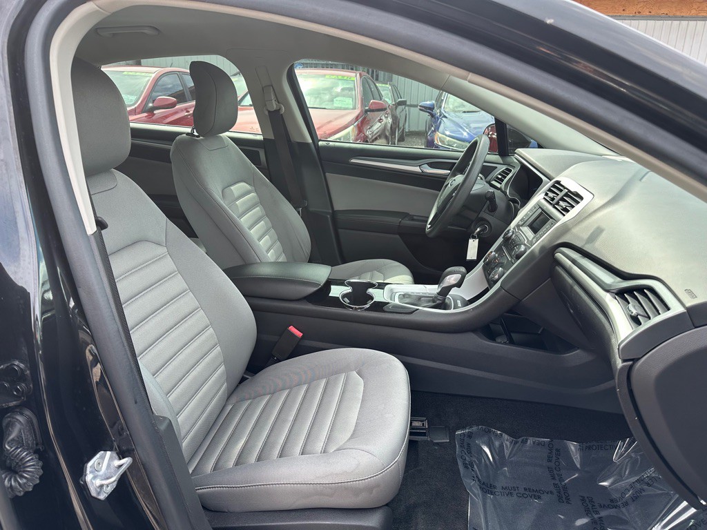 2014 Ford Fusion Image 13