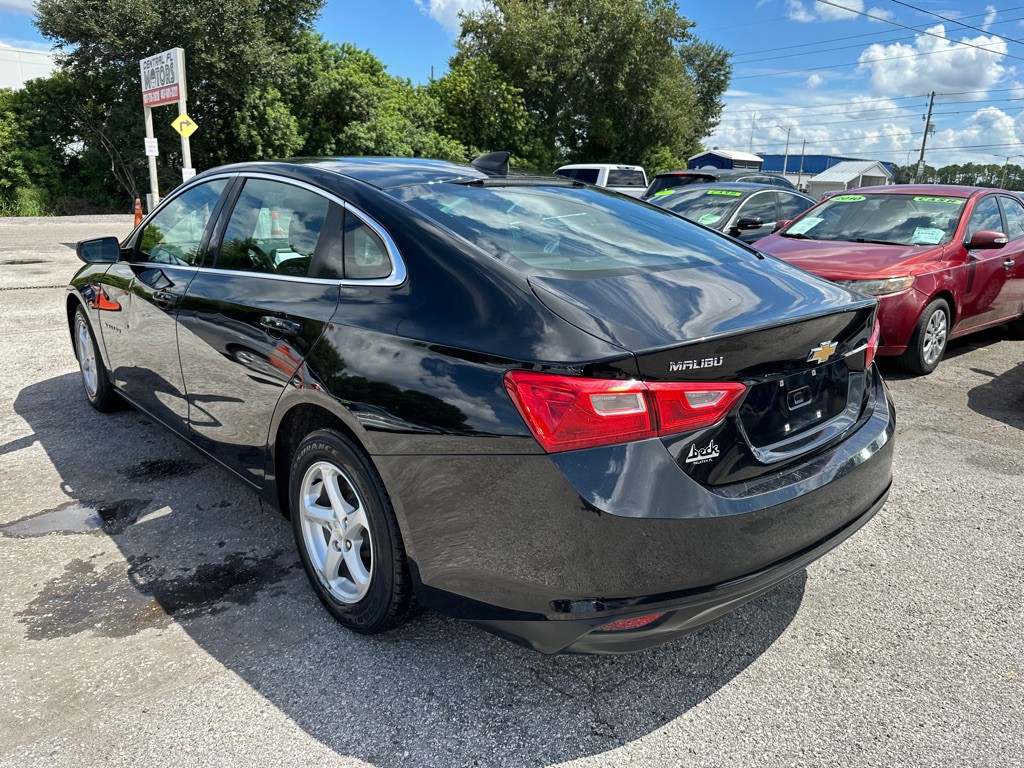2018 Chevrolet Malibu Image 4