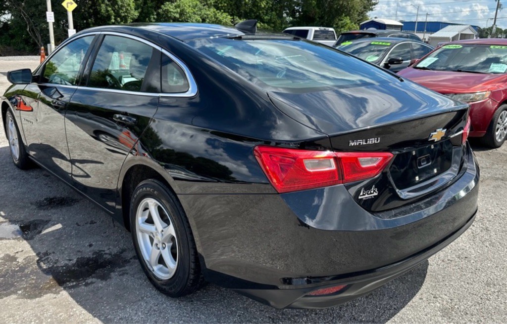 2018 Chevrolet Malibu Image 23