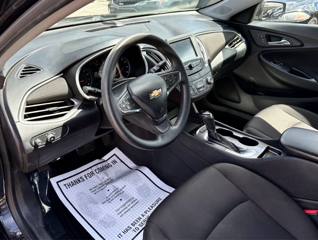 2018 Chevrolet Malibu Image 24
