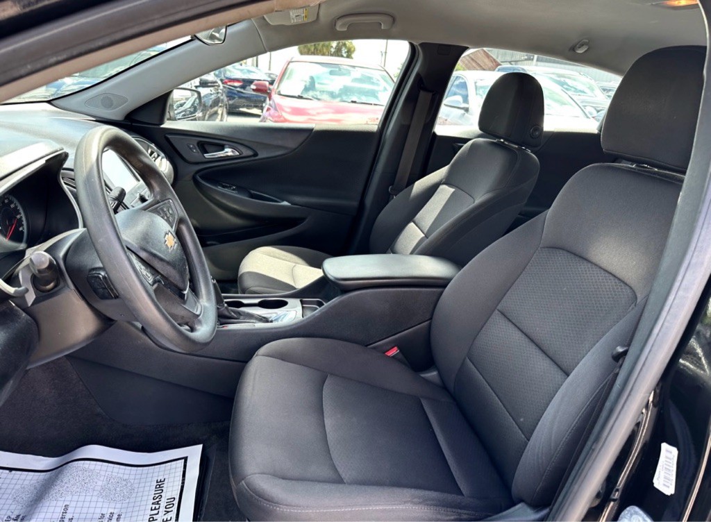 2018 Chevrolet Malibu Image 27