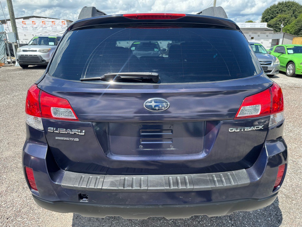 2012 Subaru Outback Image 12