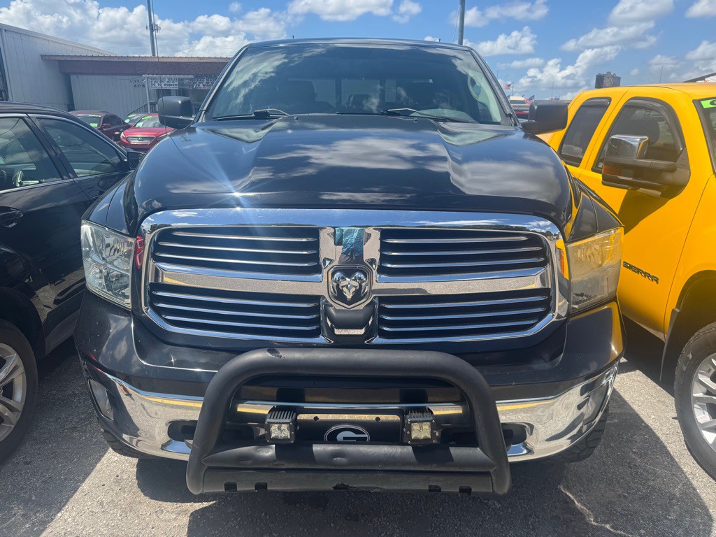 2013 RAM 1500 Image 3