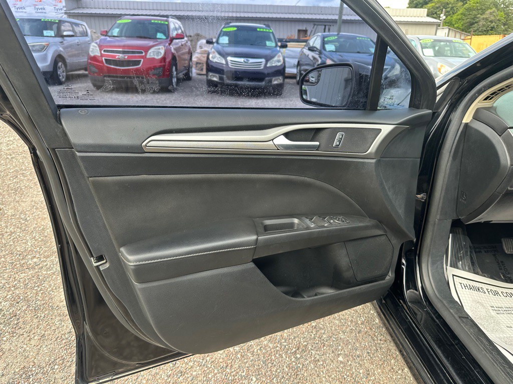 2018 Ford Fusion Image 11