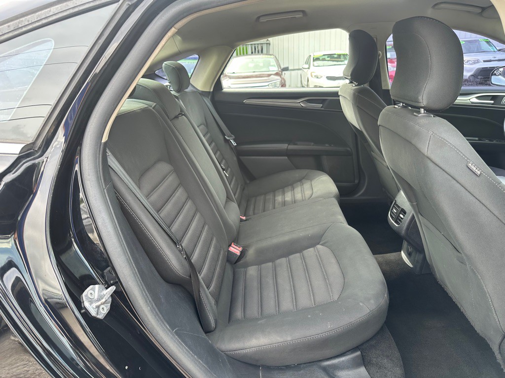 2018 Ford Fusion Image 14