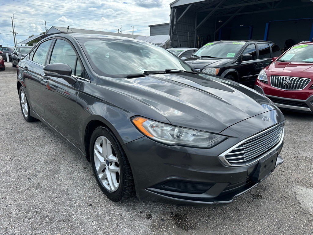 2017 Ford Fusion Image 1