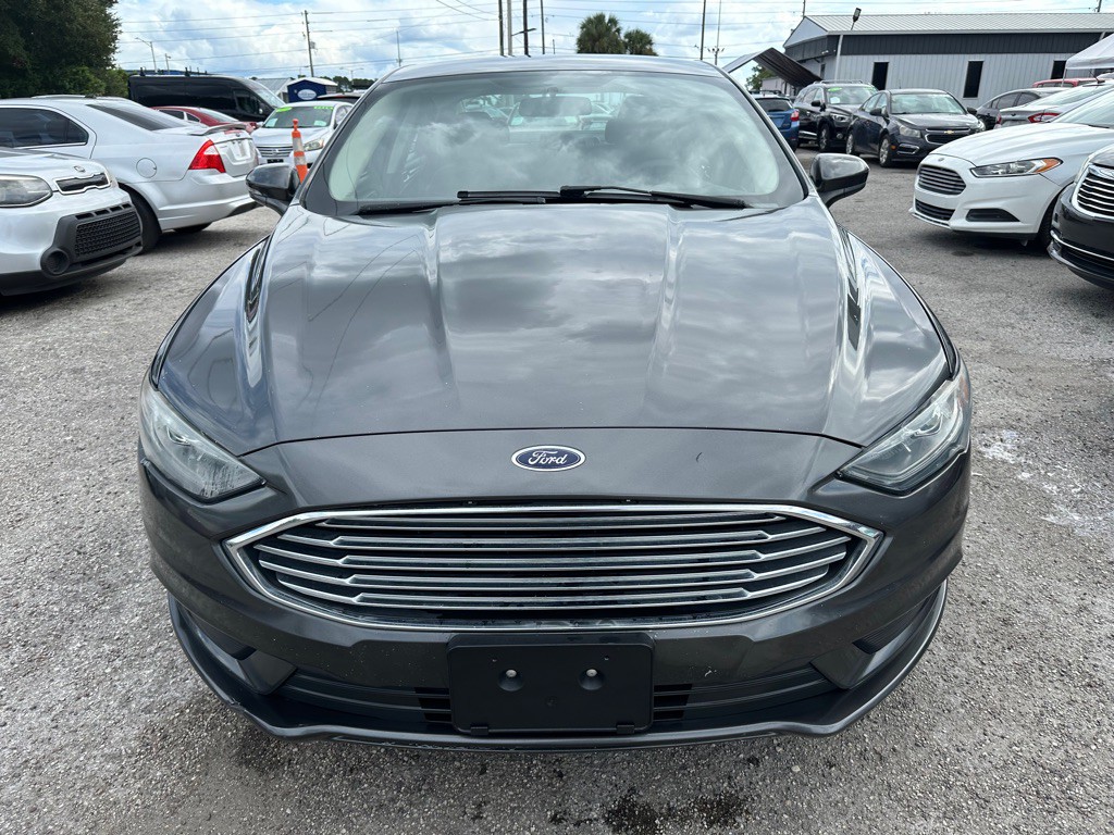 2017 Ford Fusion Image 2