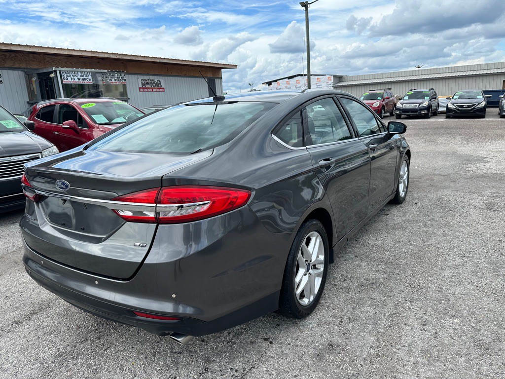 2017 Ford Fusion Image 6