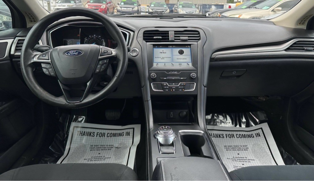 2017 Ford Fusion Image 26