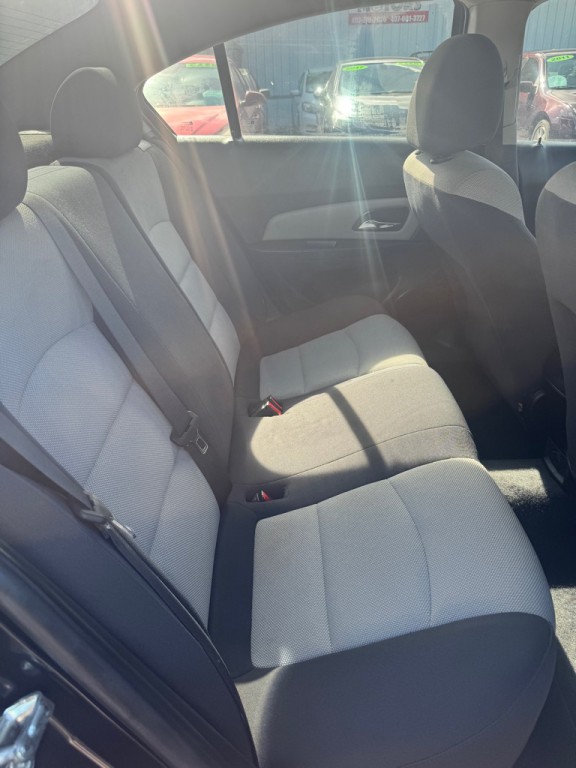 2016 Chevrolet Cruze Image 12