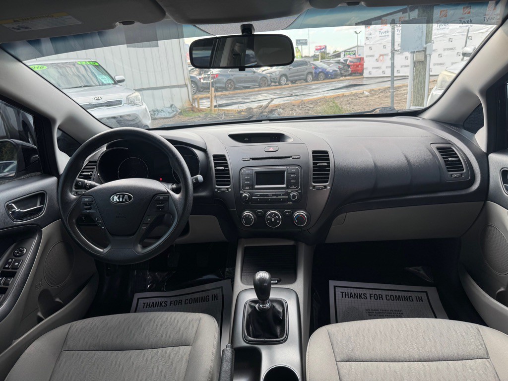 2016 Kia Forte Image 12
