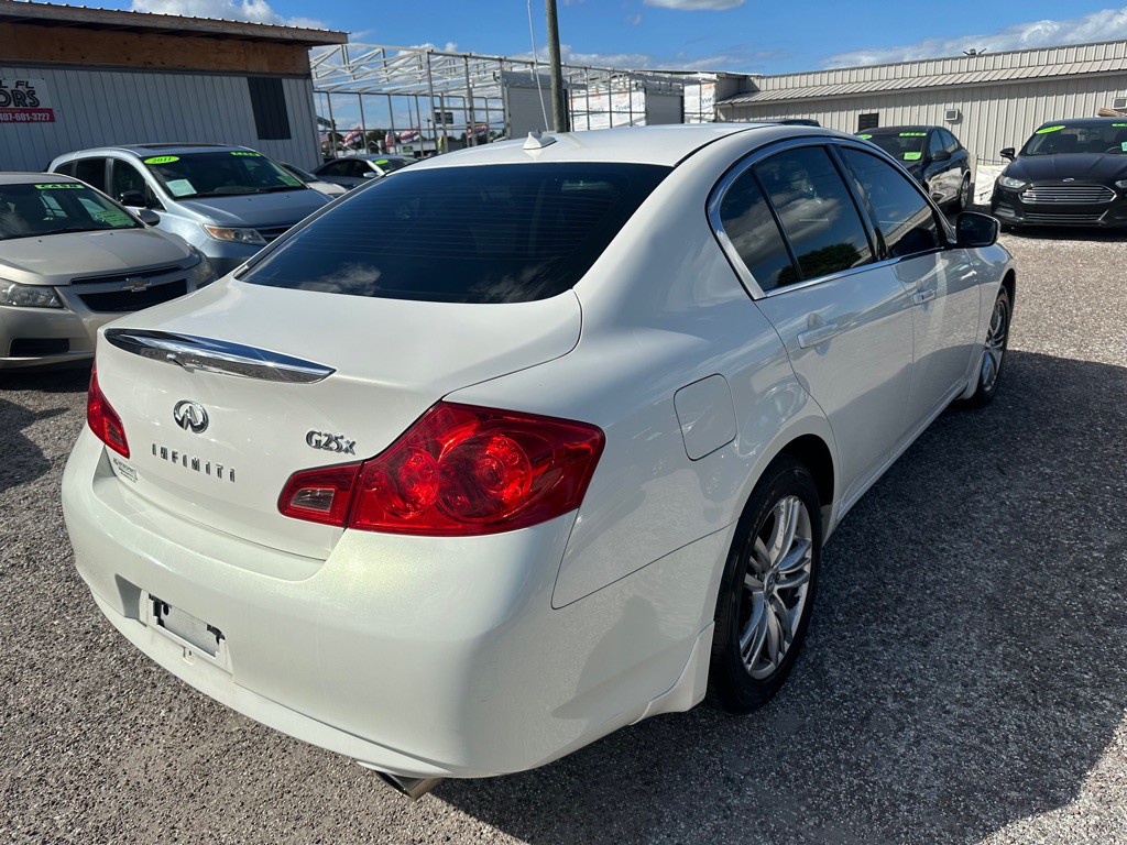 2012 INFINITI G25 Image 6