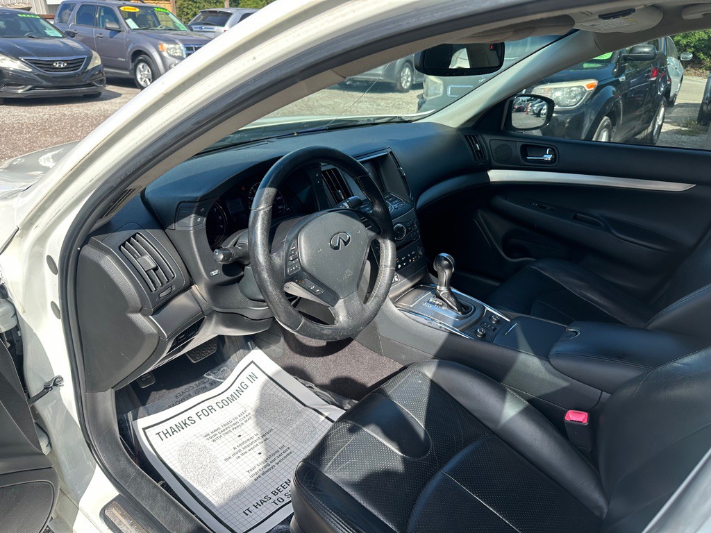 2012 INFINITI G25 Image 7