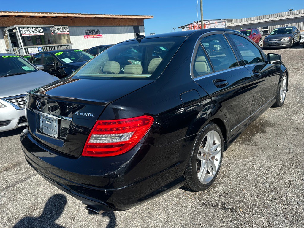 2012 Mercedes-Benz C-Class Image 6