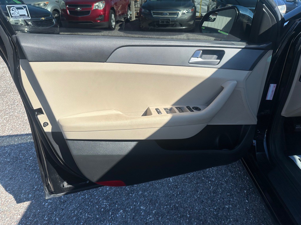 2017 Hyundai Sonata Image 11