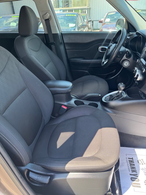 2015 Kia Soul Image 9