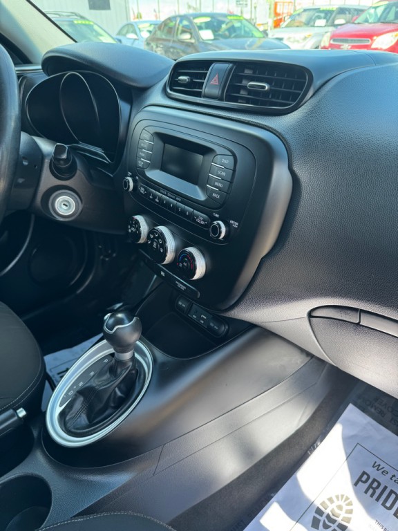 2015 Kia Soul Image 13