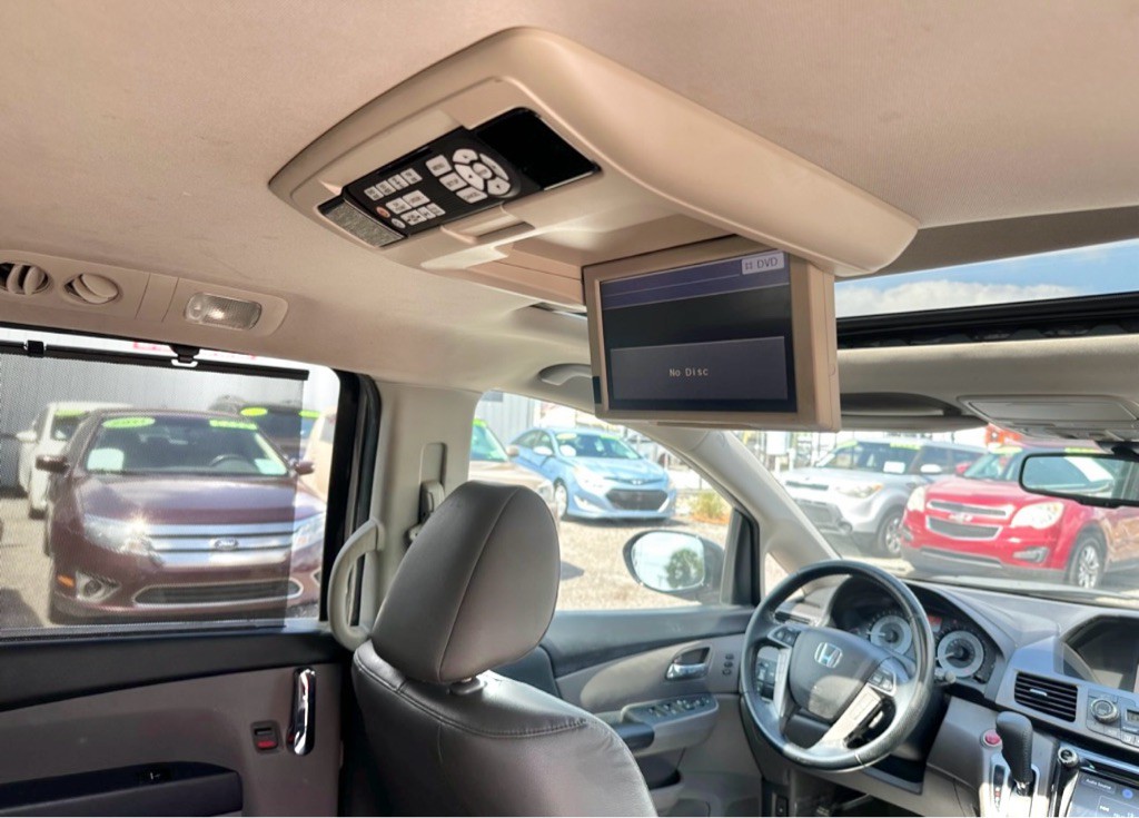 2015 Honda Odyssey Image 36