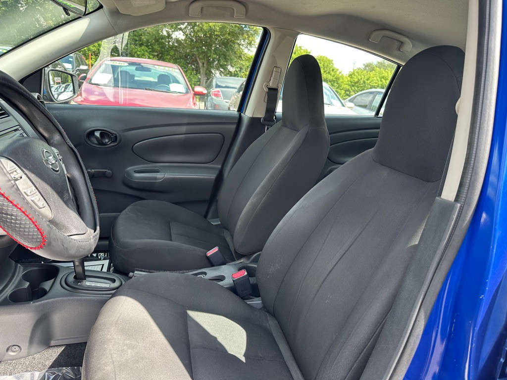 2016 Nissan Versa Image 10