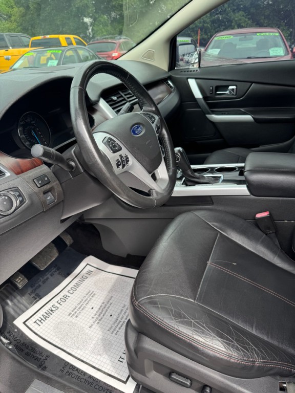 2011 Ford Edge Image 8