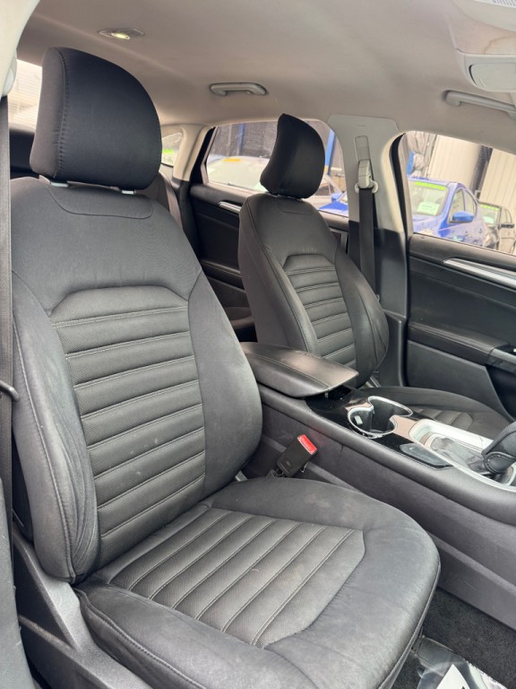 2015 Ford Fusion Image 14
