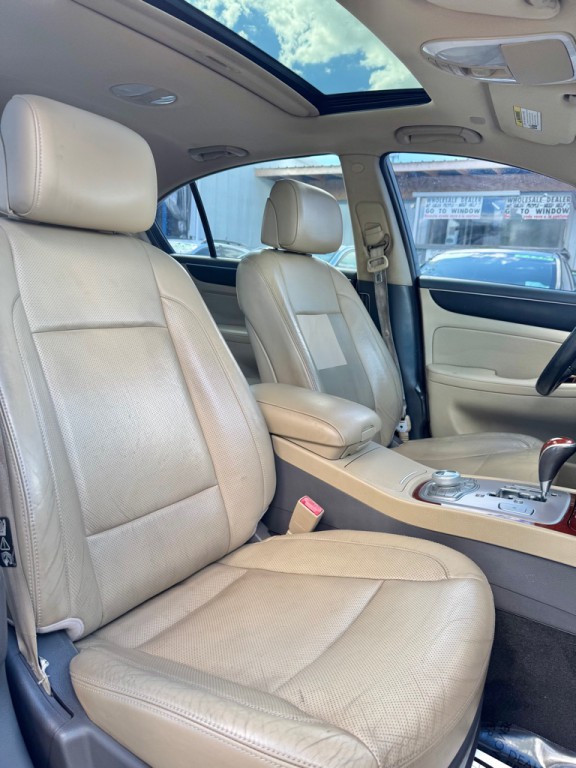 2013 Hyundai Genesis Image 7