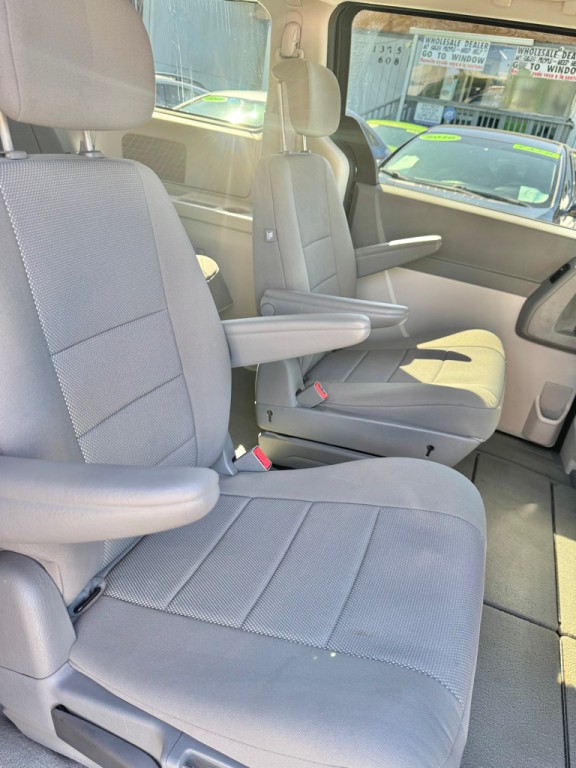 2008 Dodge Grand Caravan Image 11