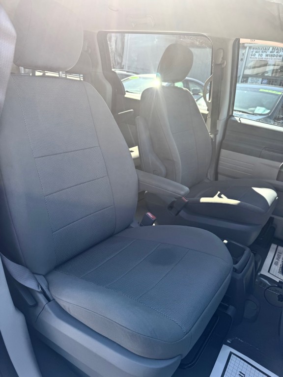 2008 Dodge Grand Caravan Image 12