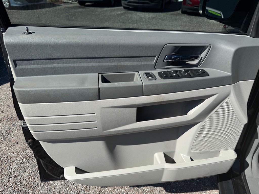 2008 Dodge Grand Caravan Image 14