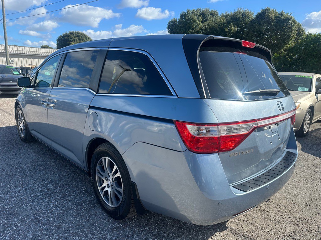 2011 Honda Odyssey Image 4