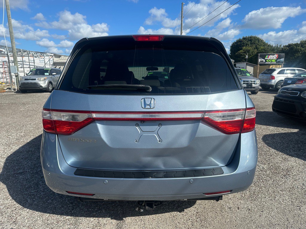 2011 Honda Odyssey Image 5