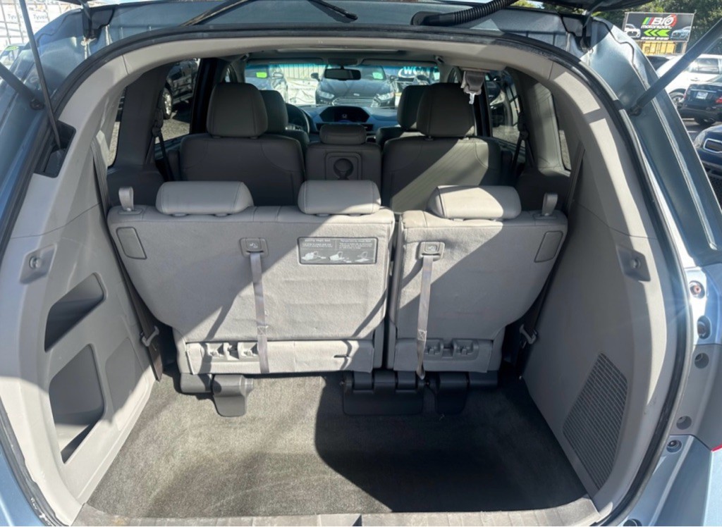 2011 Honda Odyssey Image 31