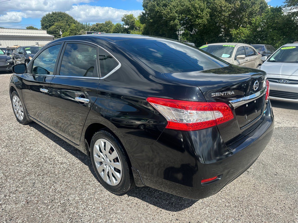 2013 Nissan Sentra Image 4