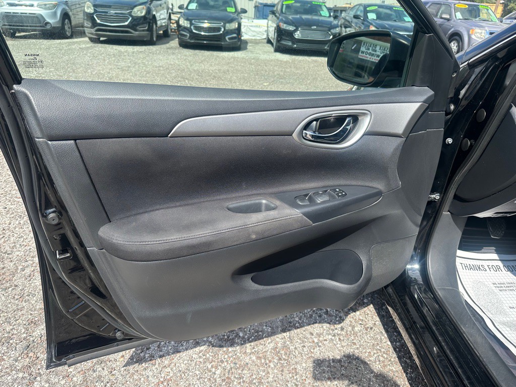 2013 Nissan Sentra Image 11