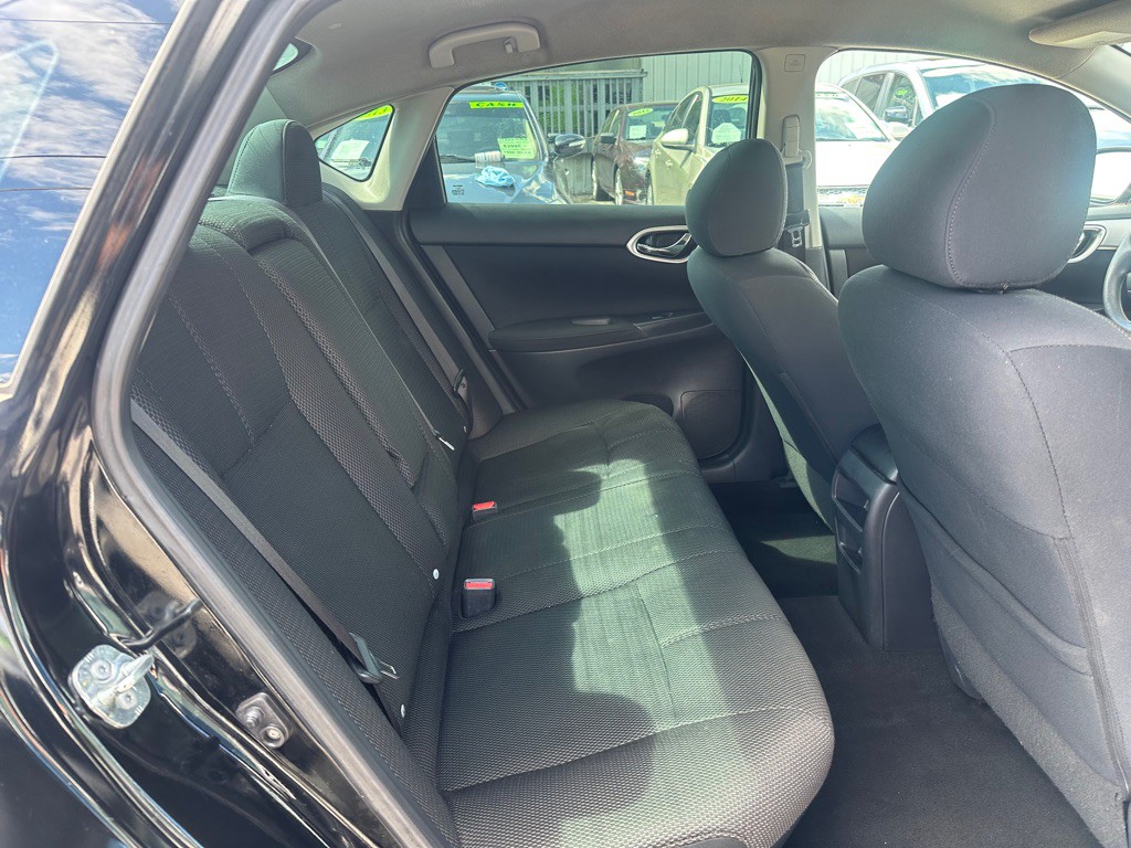 2013 Nissan Sentra Image 14