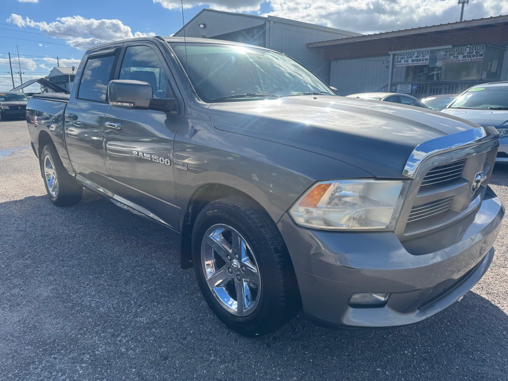 2011 Dodge Ram 1500 Image 3