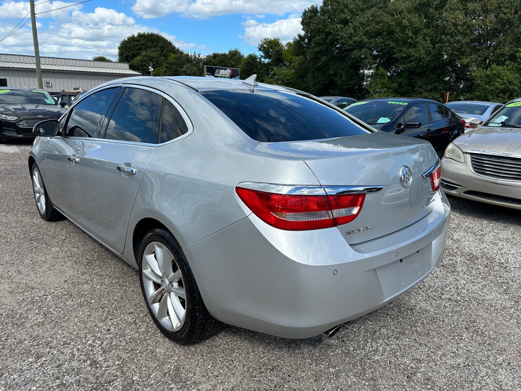 2012 Buick Verano Image 4