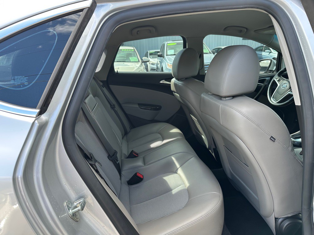 2012 Buick Verano Image 14