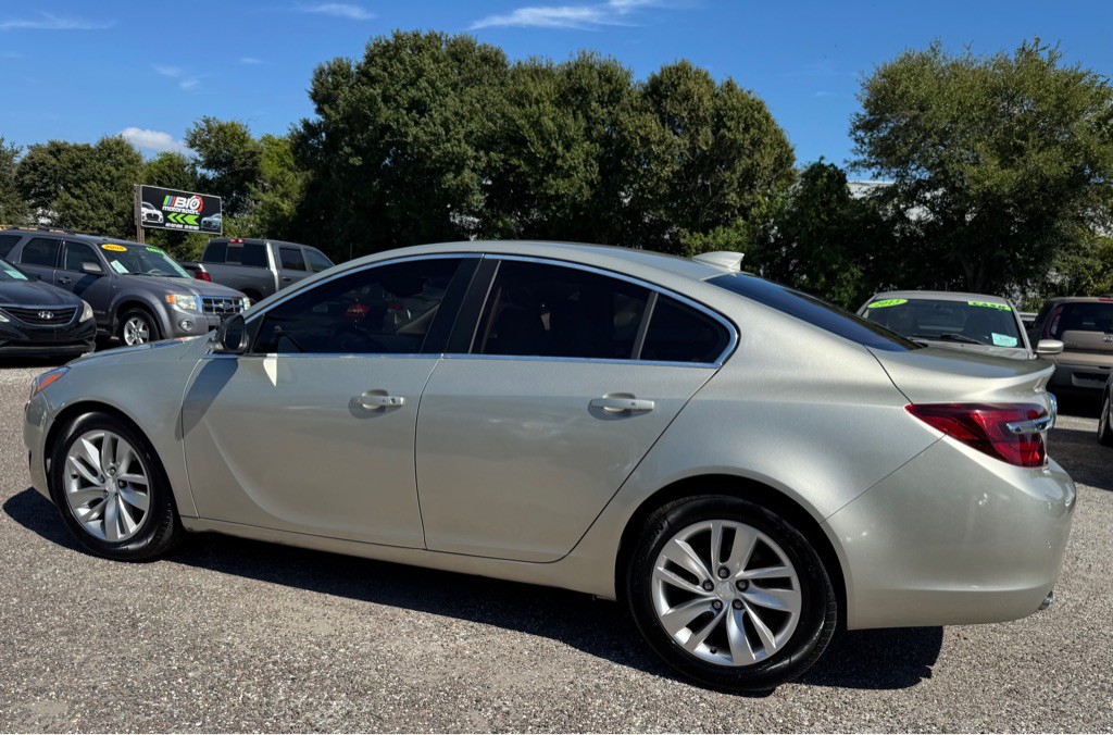 2015 Buick Regal Image 3