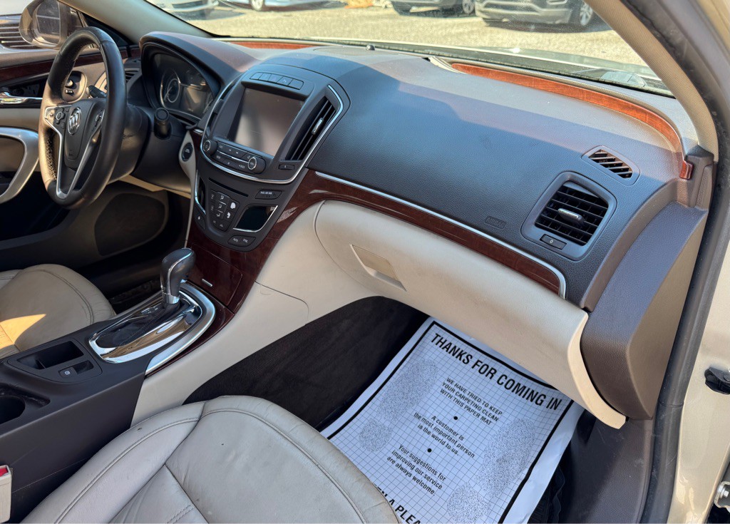2015 Buick Regal Image 12