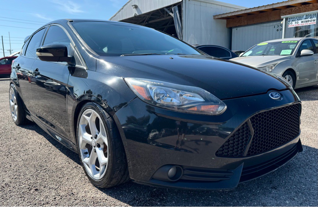 2013 Ford Focus Image 1