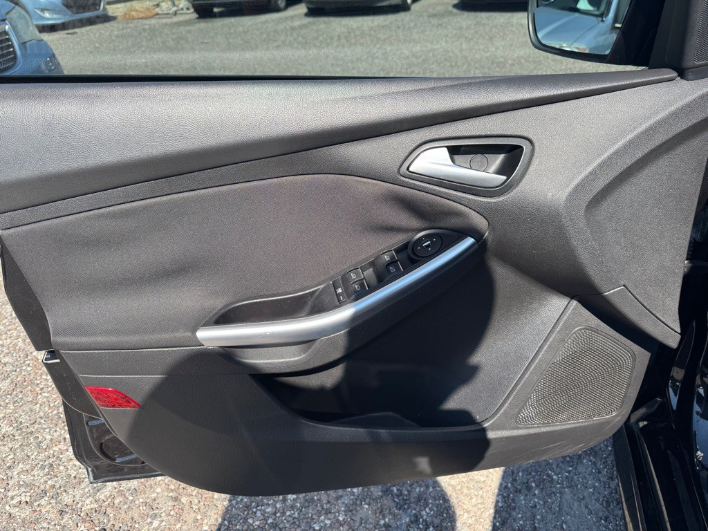 2013 Ford Focus Image 10