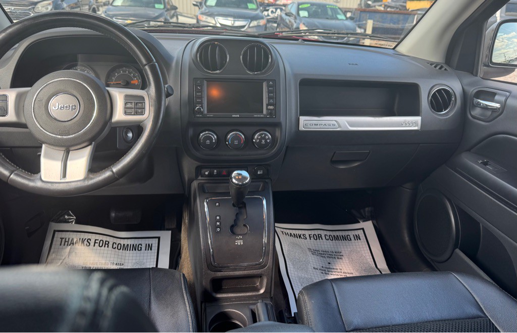 2017 Jeep Compass Image 14