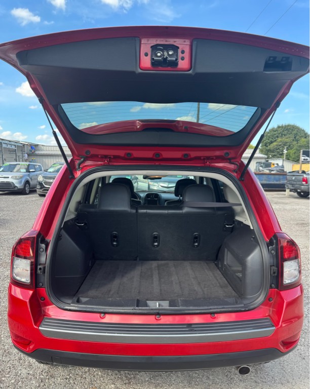 2017 Jeep Compass Image 16
