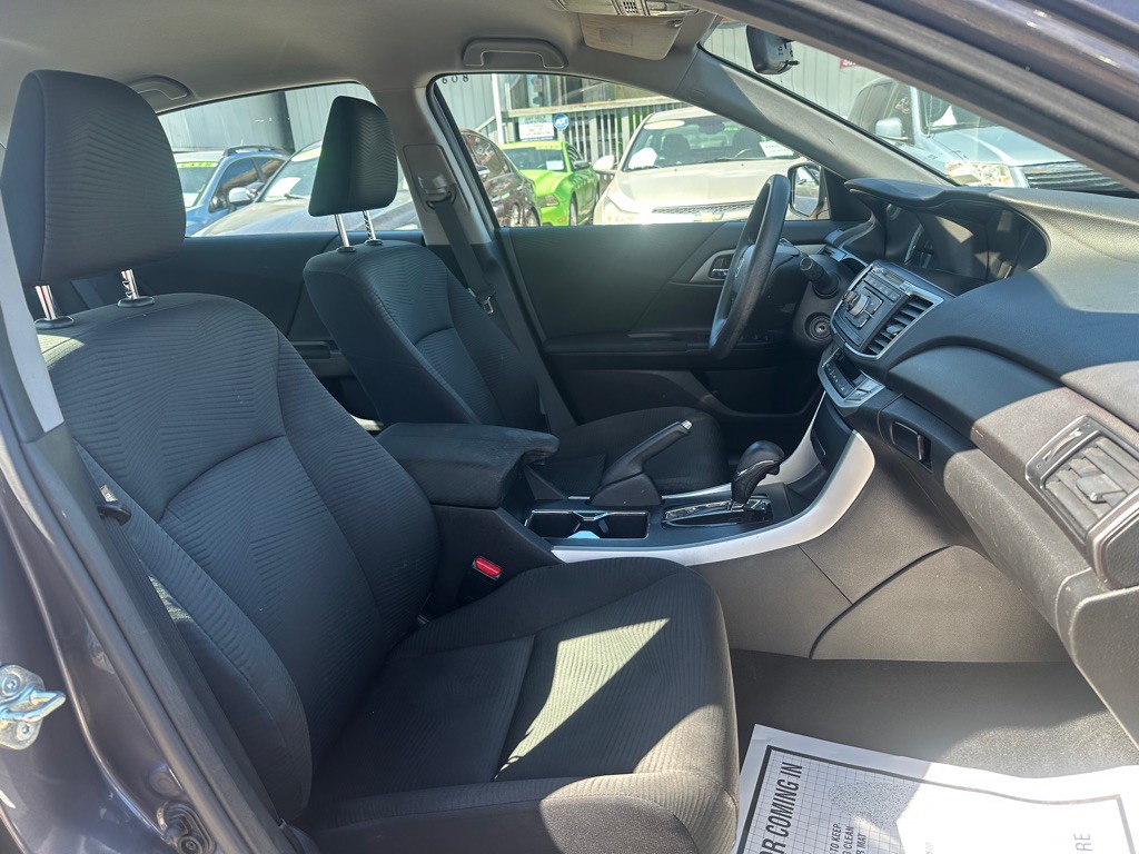 2015 Honda Accord Image 13