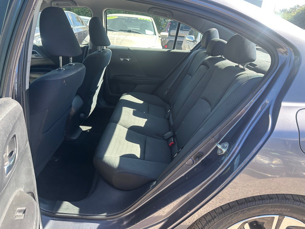 2015 Honda Accord Image 15