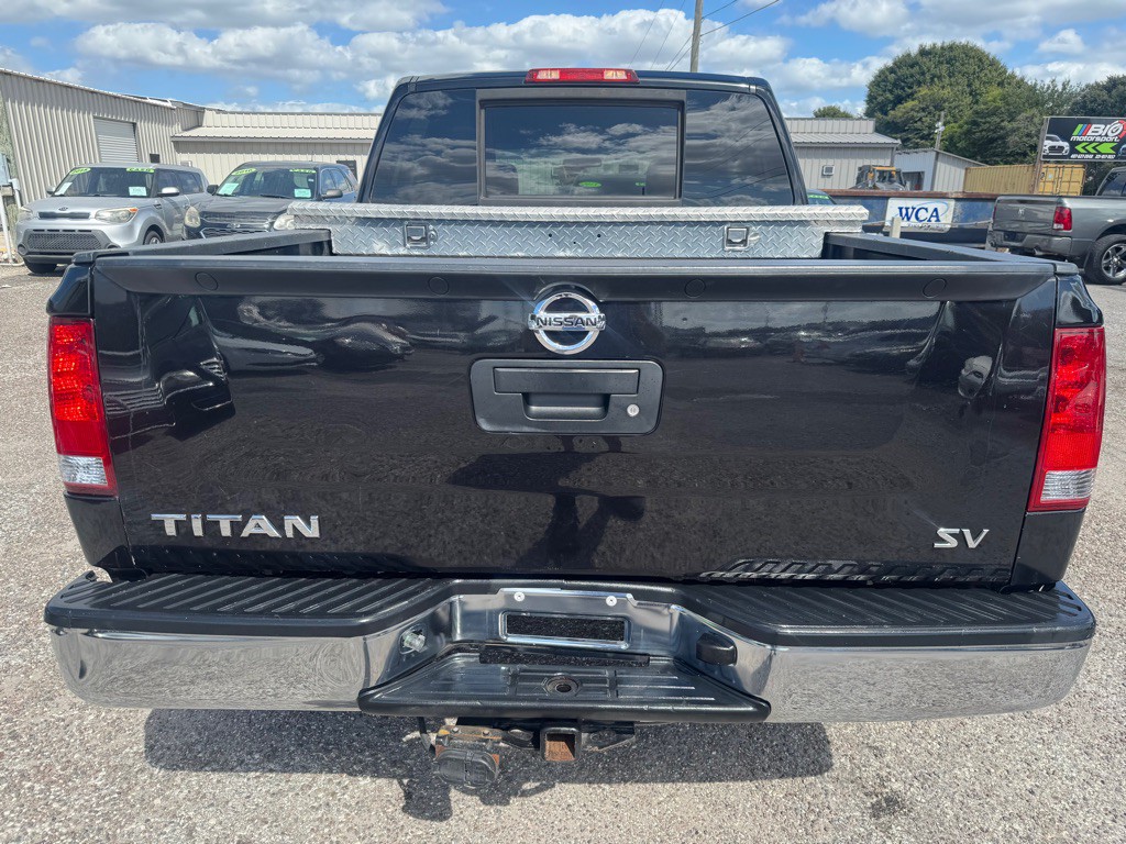 2013 Nissan Titan Image 4