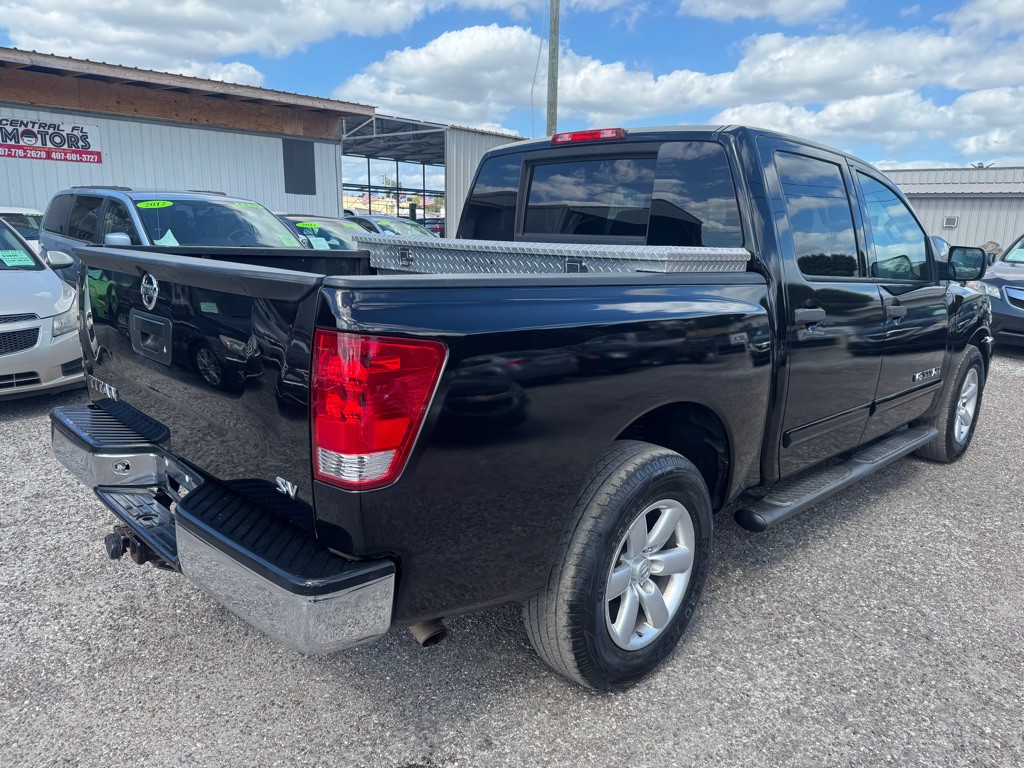 2013 Nissan Titan Image 5