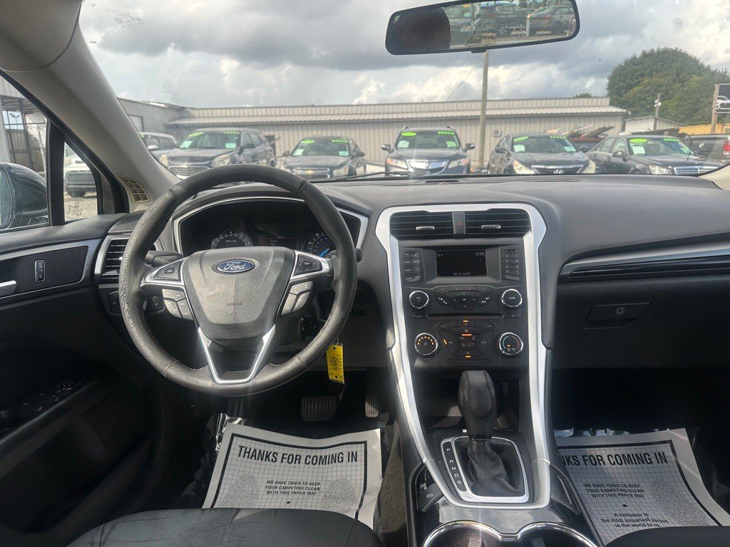 2015 Ford Fusion Image 9