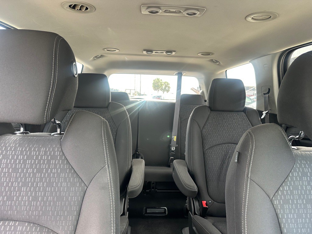 2015 GMC Acadia Image 17